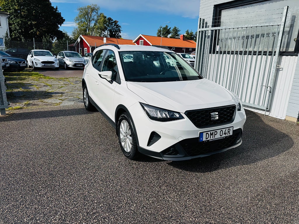 Seat Arona 1.0 TGI 90HK STYLE / CARPLAY / VÄRMARE 