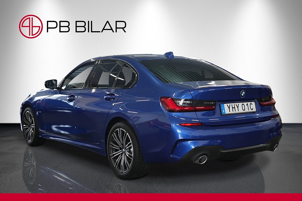 BMW 330e