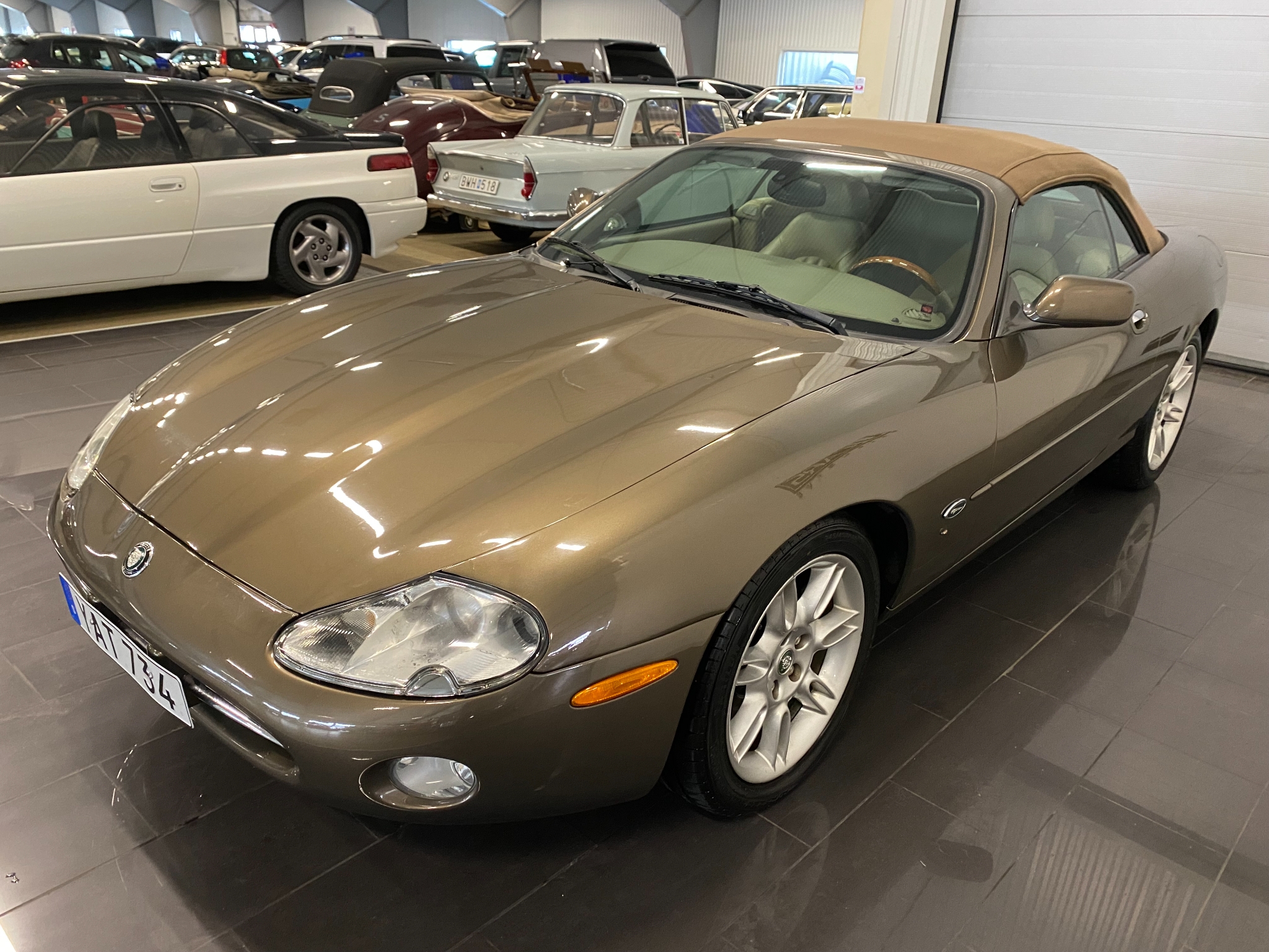 Jaguar XK 8 Convertible 4.0 V8 2001, bild 5/52