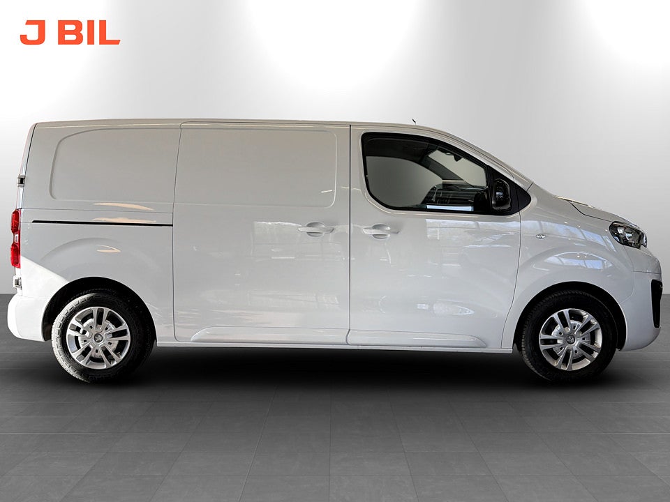 Bild på Peugeot e-Expert PRO+ 75kWh 136hk Aut L2 B-KAMERA NAVI