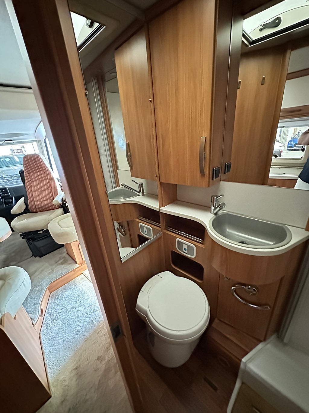 Hymer EX 688 Långbäddar taksäng fint skick thumbnail