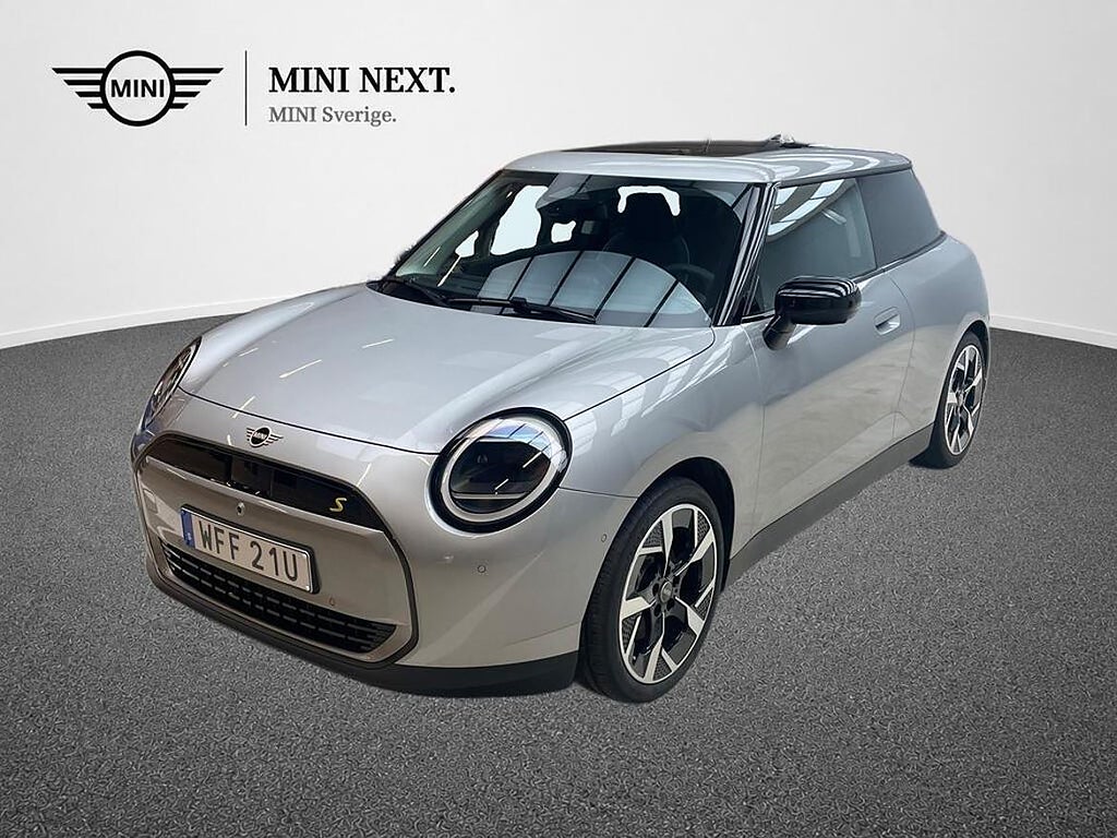 MINI Cooper SE Classic Trim, Paket XL, V-hjul ingår!