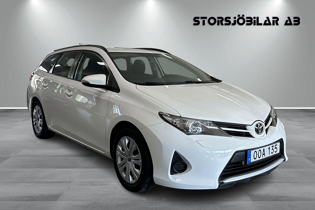 Toyota Auris Touring Sports 1.33 Dual VVT-i Life  Vinterhjul