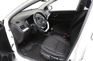 Halvkombi Kia Picanto 10 av 22