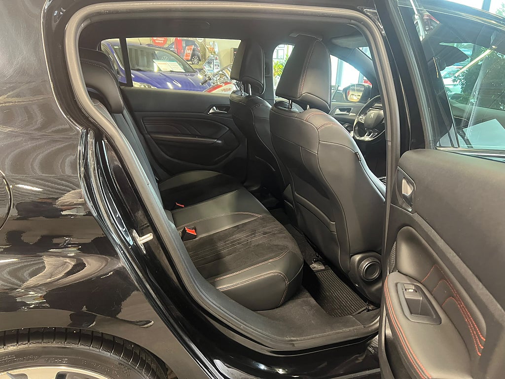 Peugeot 308 2015 - miniatyr 14