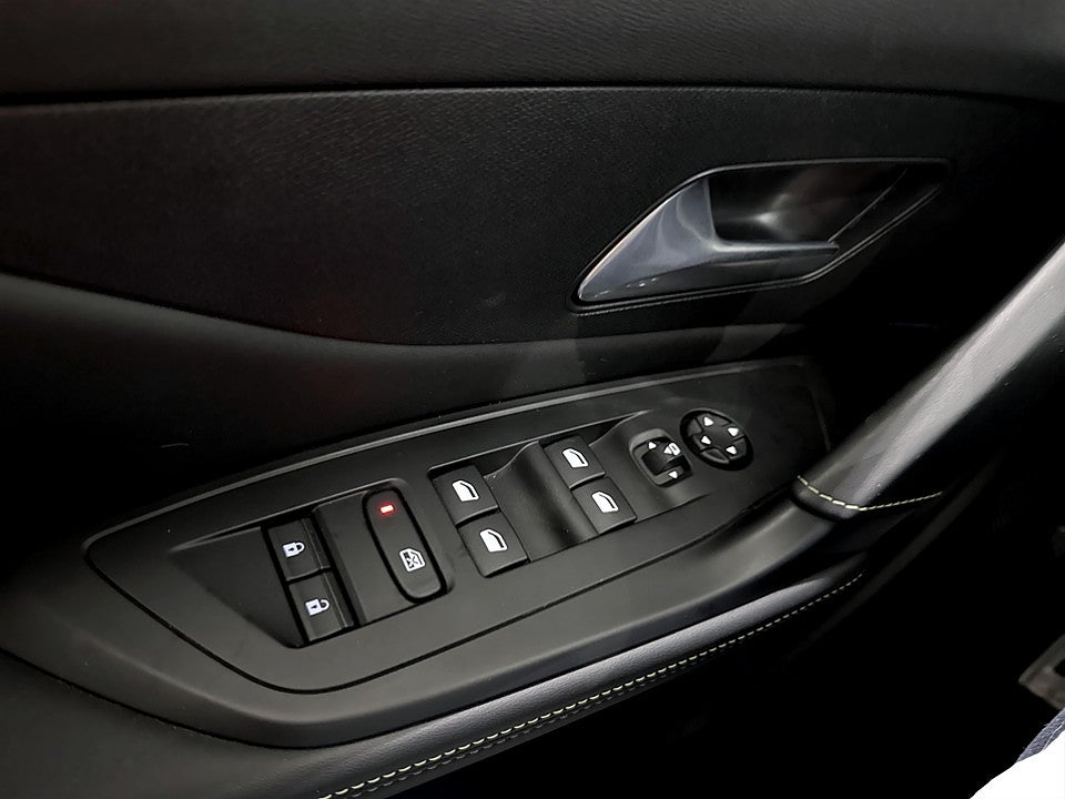 Bild på Peugeot 408 GT 1.2 PT 130hk Aut 360-KAMERA ALCANTARA