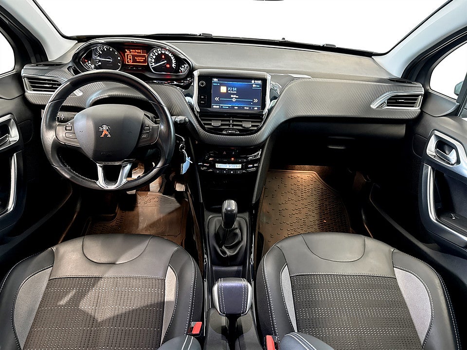 Bild på Peugeot 2008 Allure 1.2 PT 82hk DRAG CARPLAY