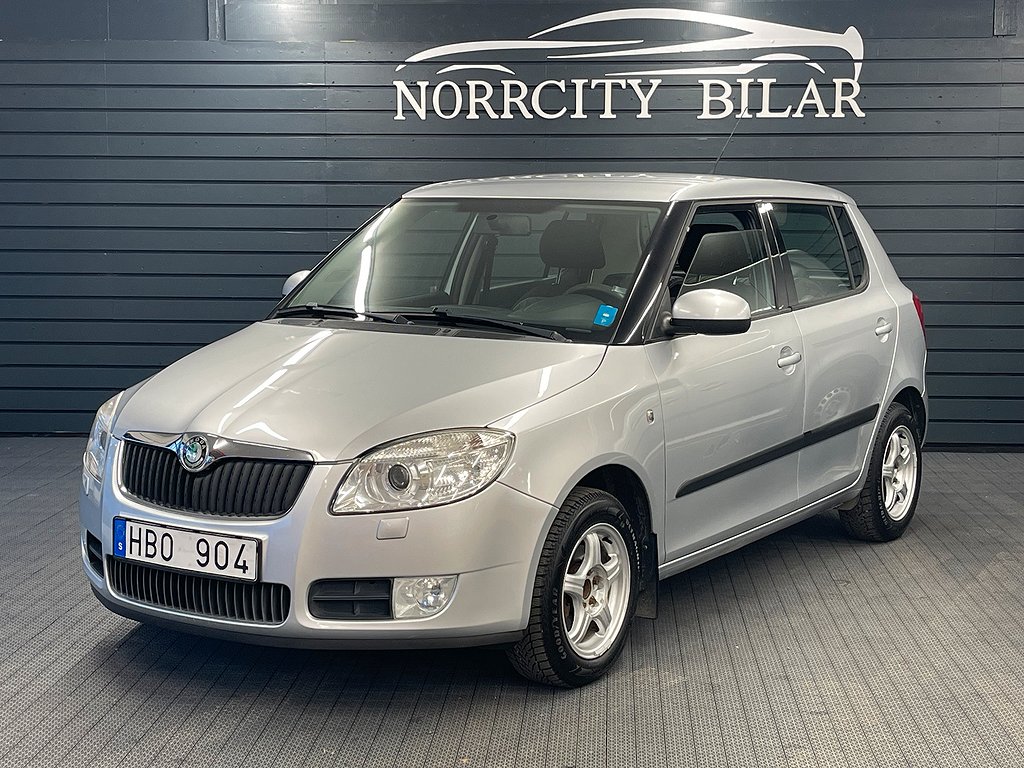 Skoda Fabia 1.2 Ambiente / 12700 Mil / Besiktigad