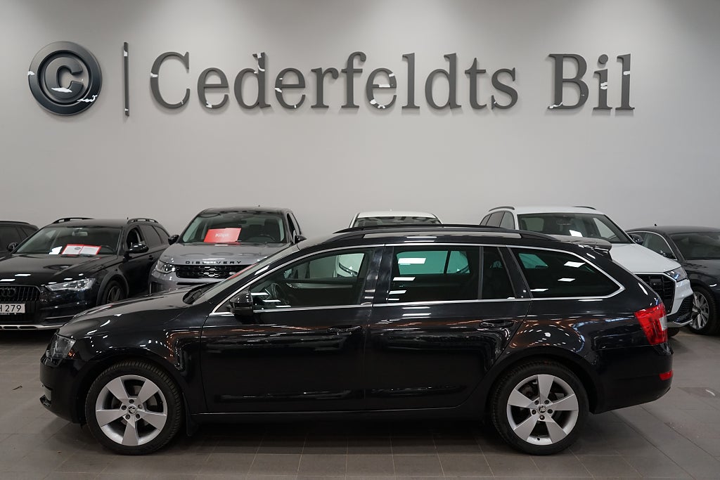 Skoda Octavia Kombi 1.6 TDI Ambition Kamera 1-Brukare Fullservad