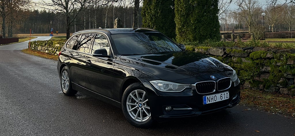 BMW 320 d Touring Steptronic Sport line. P-Sensorer 