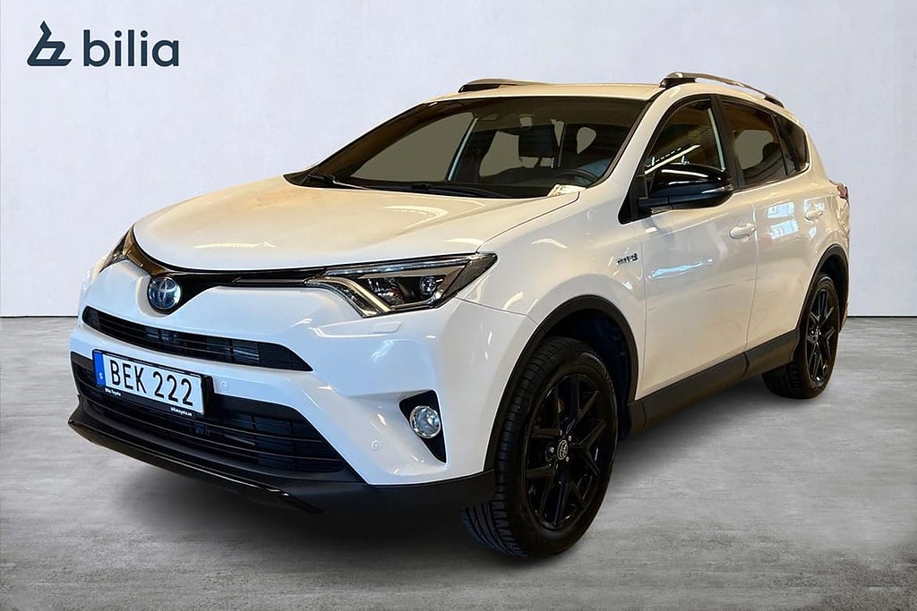 Toyota RAV4 2,5 HYBRID AWD X-EDITION DRAGKROK MOTORVÄRMARE