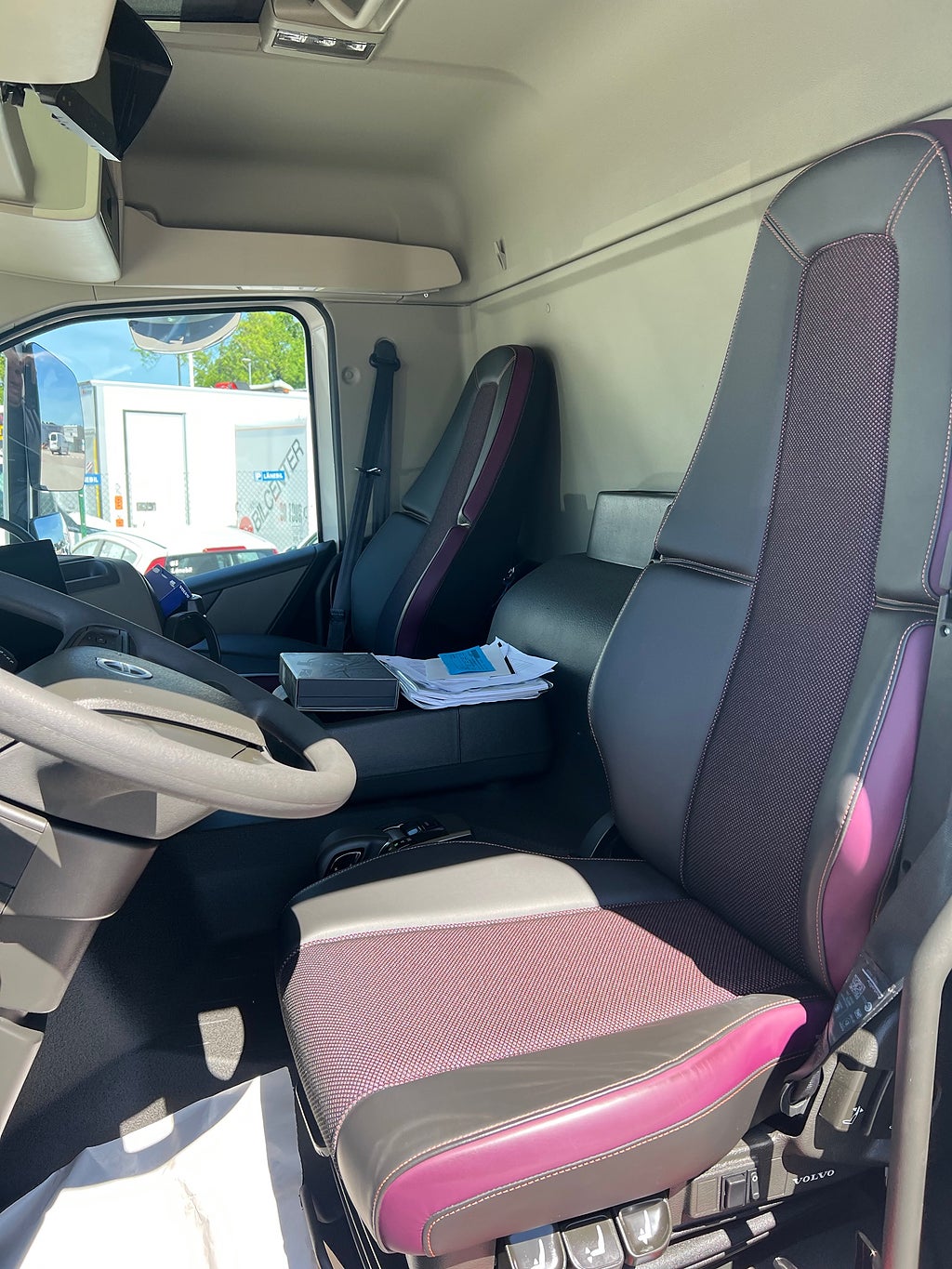 Volvo Trucks FM13 460 Kylbil/Frysbil Dubbla lastplan 21 PPL
