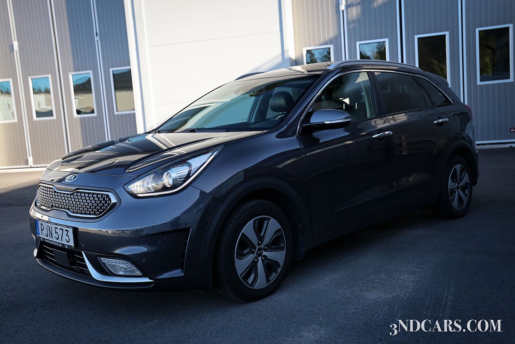 Kia Niro Hybrid DCT Advance Plus Glastaklucka Skinn MM