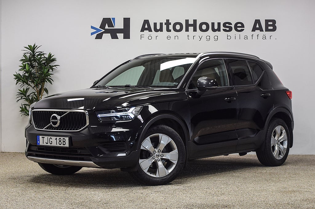 Volvo XC40 D3 Momentum Pro Värmare Drag Skinn CarPlay Garanti