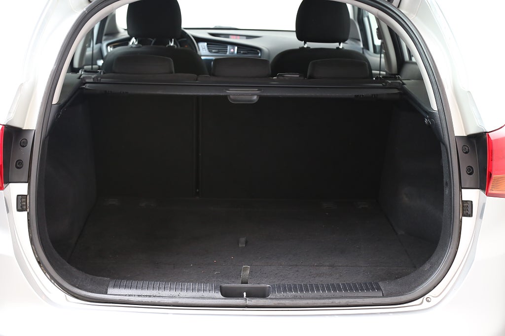 Kia Ceed cee'd_sw 1,6 CRDi 128hk Komfort Motorv Drag 2013