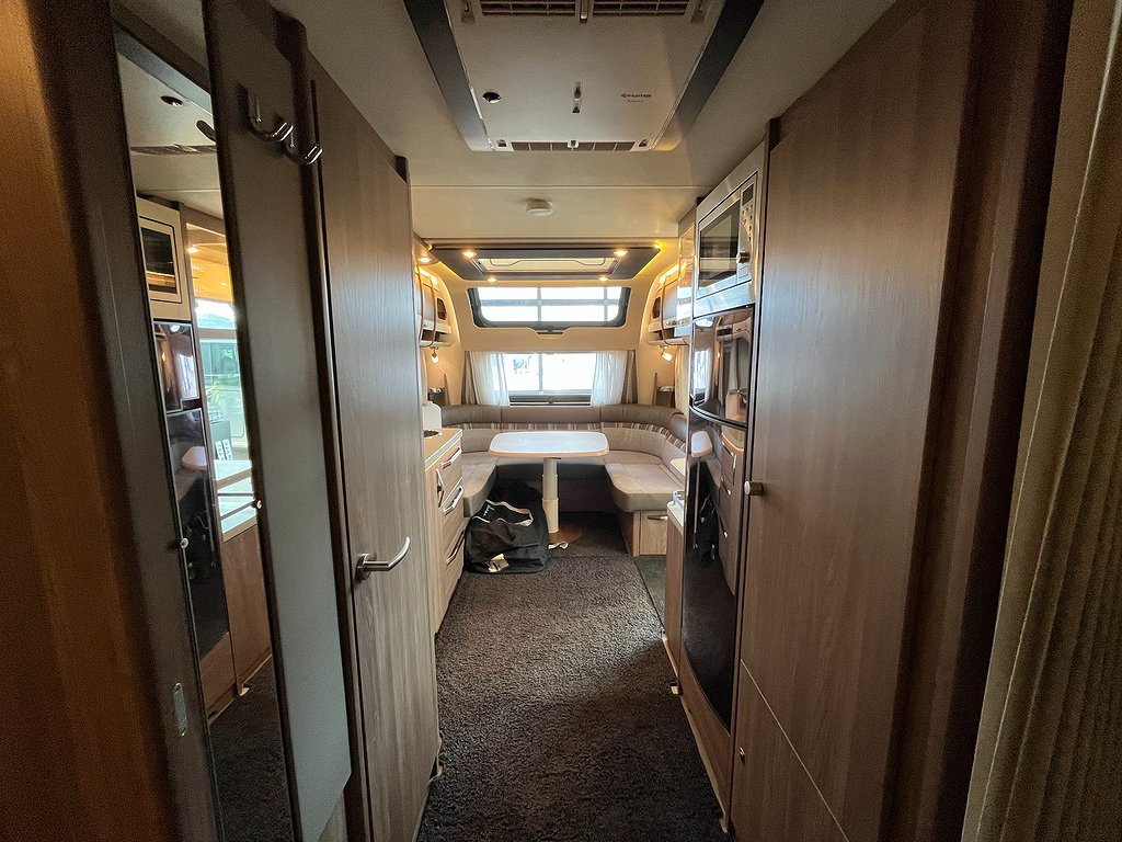 Knaus Scandinavian 590 UK /AC/Förtält/Mover/Barnkammare/Markis - Knaus