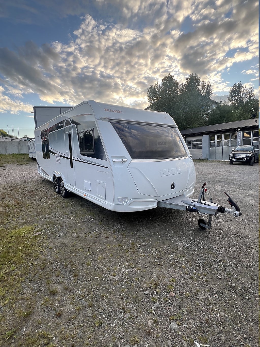 Kabe Imperial 740 TDL KS E8