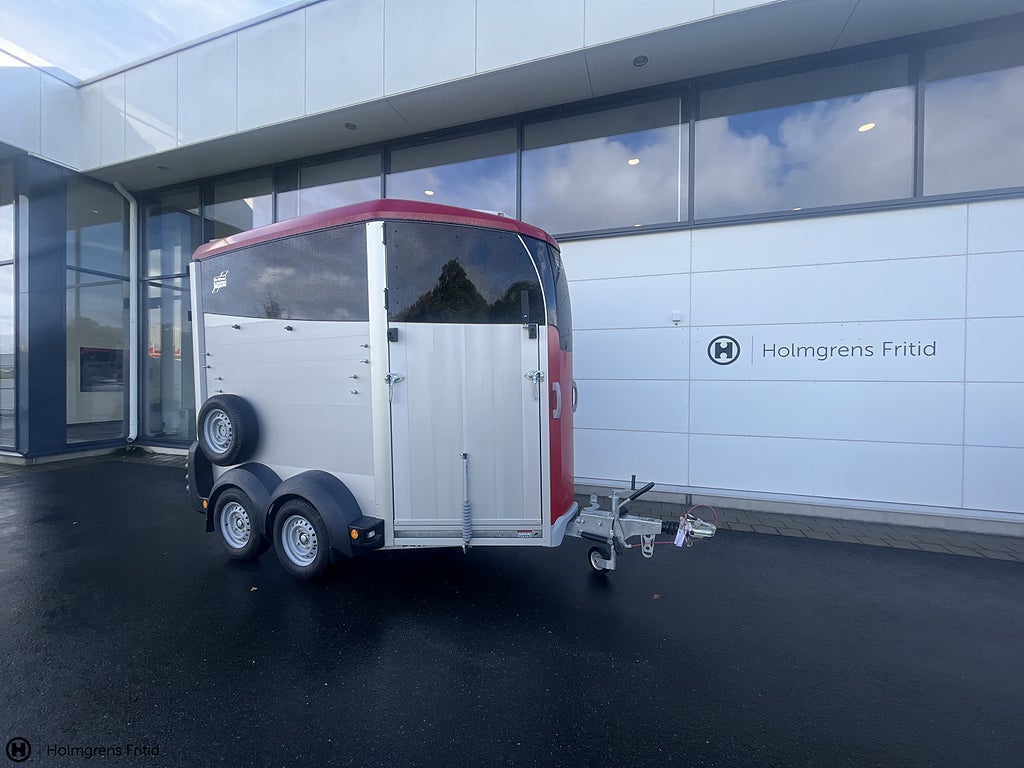 Ifor Williams HBX403 Röd