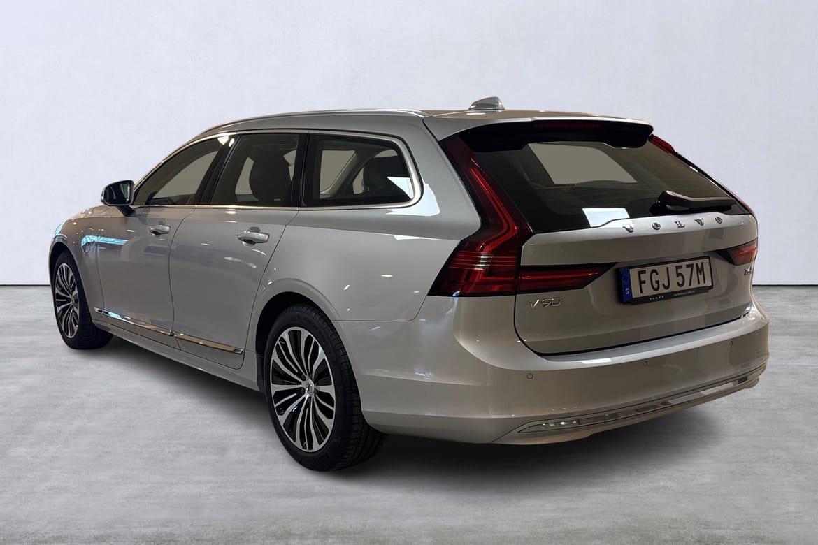 Volvo V90 T6 Core Bright 2025, bild 4/10