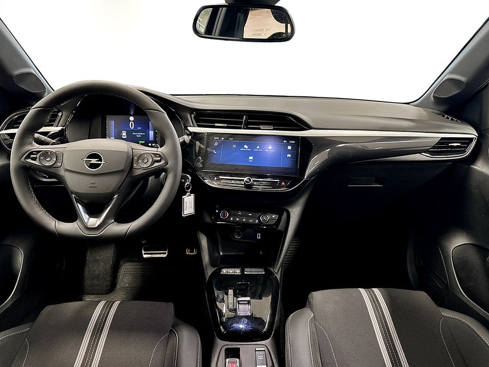 Bild på Opel Corsa GS 1.2 PT 100hk Aut BACKSENSORER