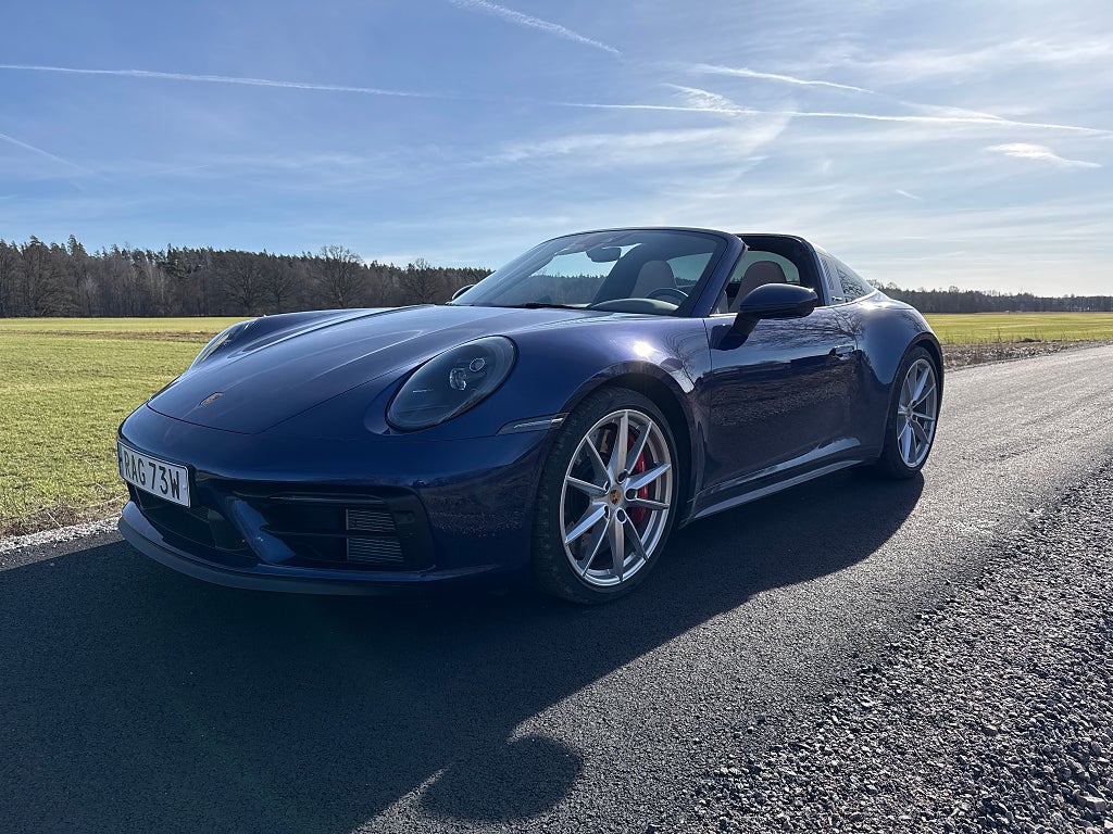 Porsche 911 Targa 4 GTS Aut PDK NAVI BOSE