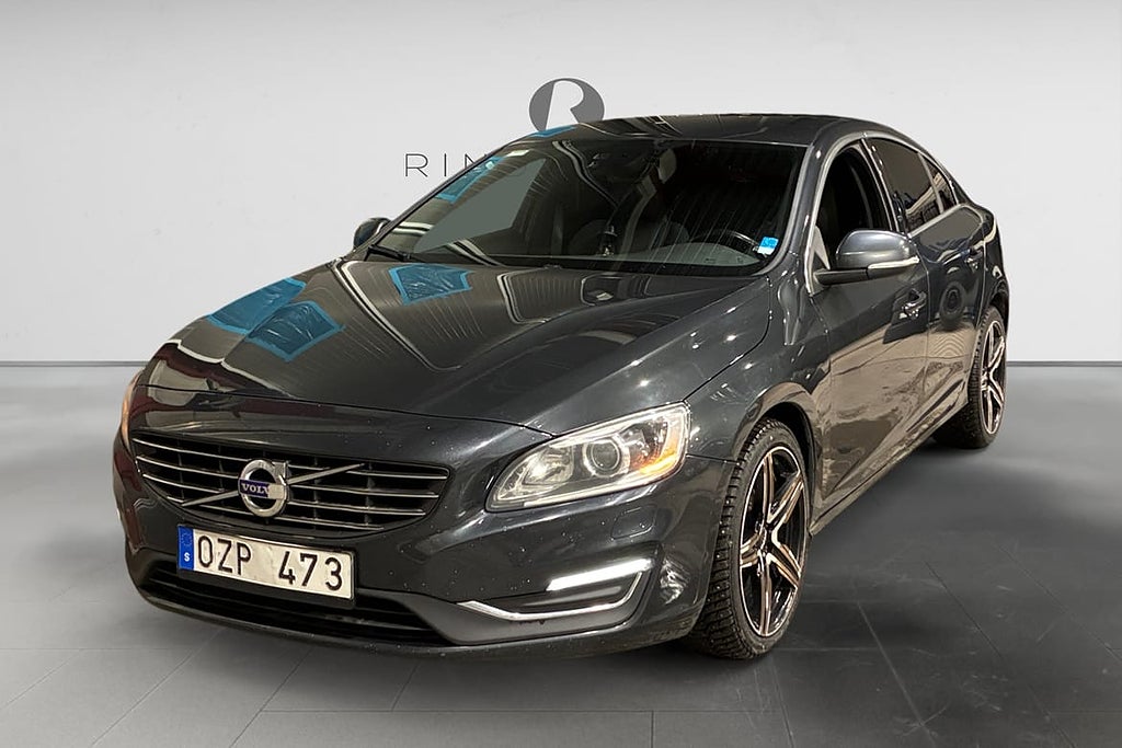 Volvo S60 D5 215 HK AUT SUMMUM D-VÄRM KAMREM BYTT BLUETOO...