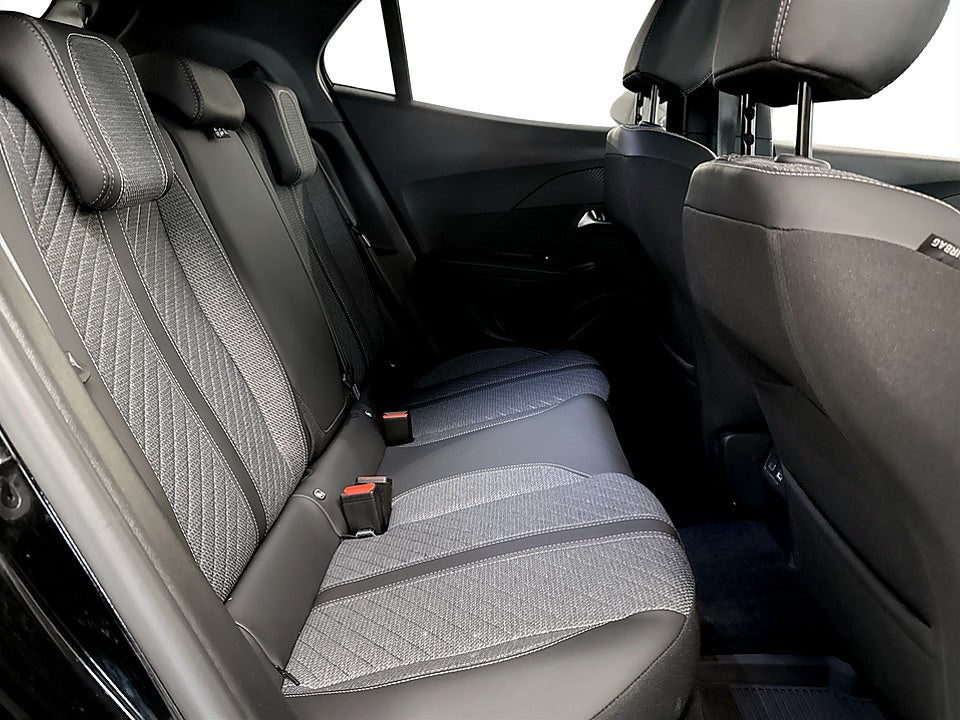 Bild på Peugeot 2008 Allure 1.2 PT 130hk Aut B-KAMERA CARPLAY