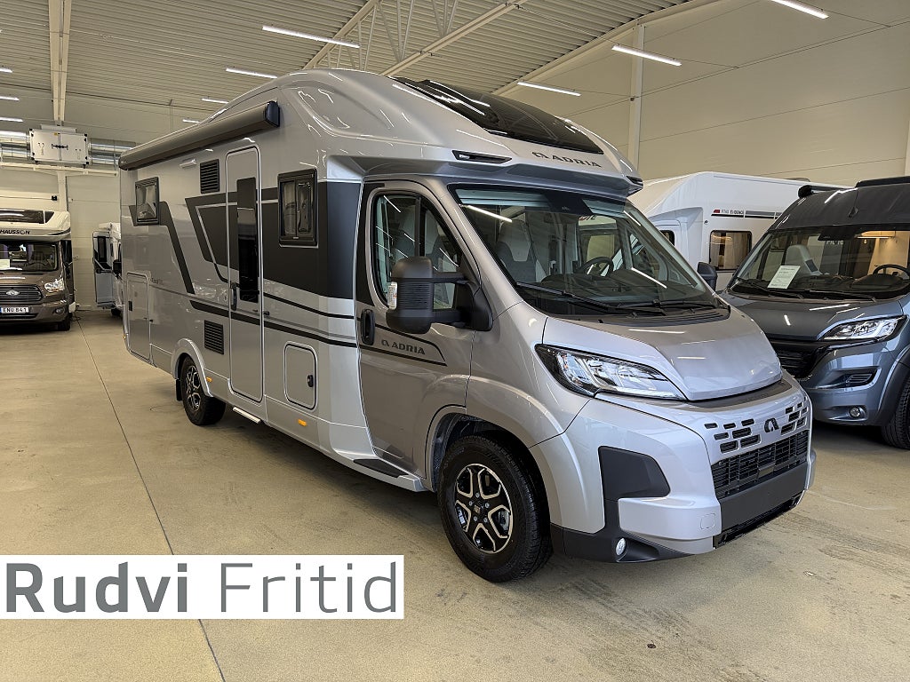 Adria Coral Supreme 670 DC *Queenbed*Automat* 