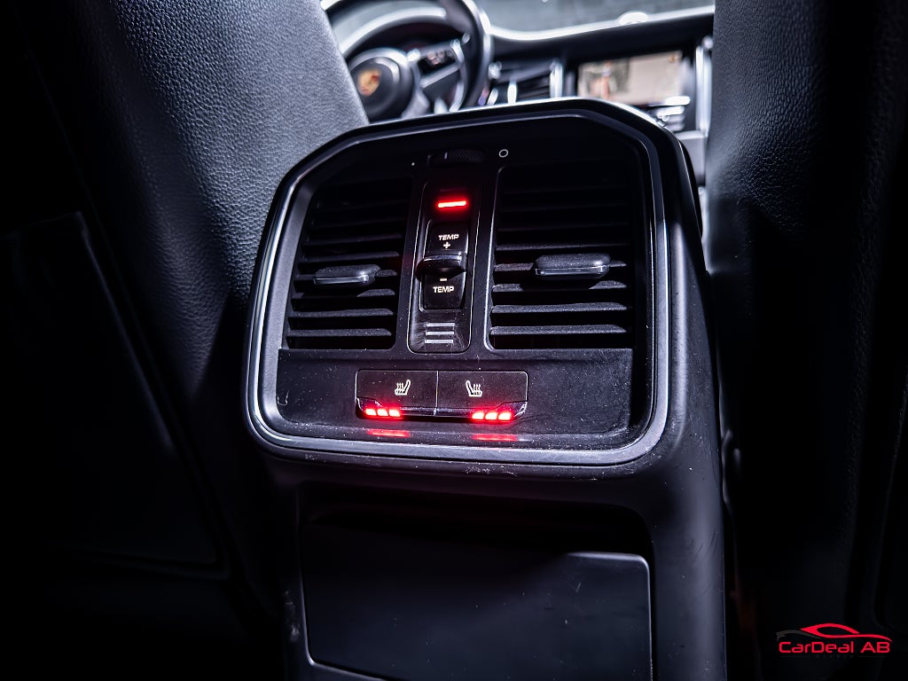 PORSCHE MACAN - S DIESEL - 258 CV - SPORT CHRONO - ATTELAGE