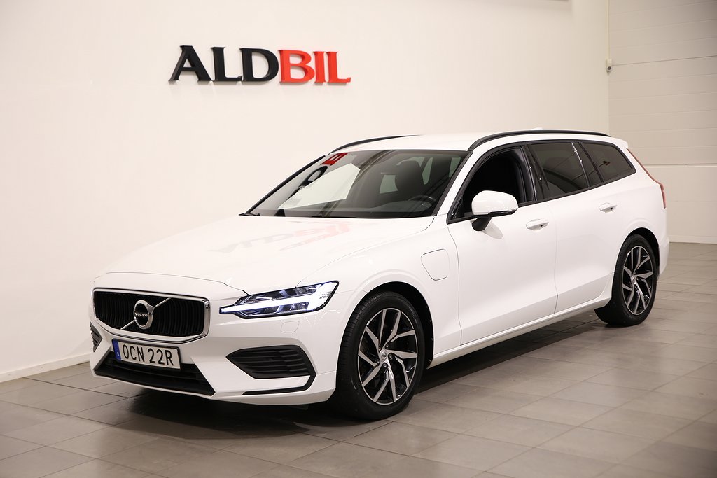 Volvo V60 T6 340hk AWD Momentum Aut / Drag / Backkamera / VOC