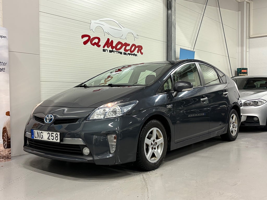 Toyota Prius Plug-in Hybrid 1.8 VVT-i + 3JM Plug-in CVT Euro 5