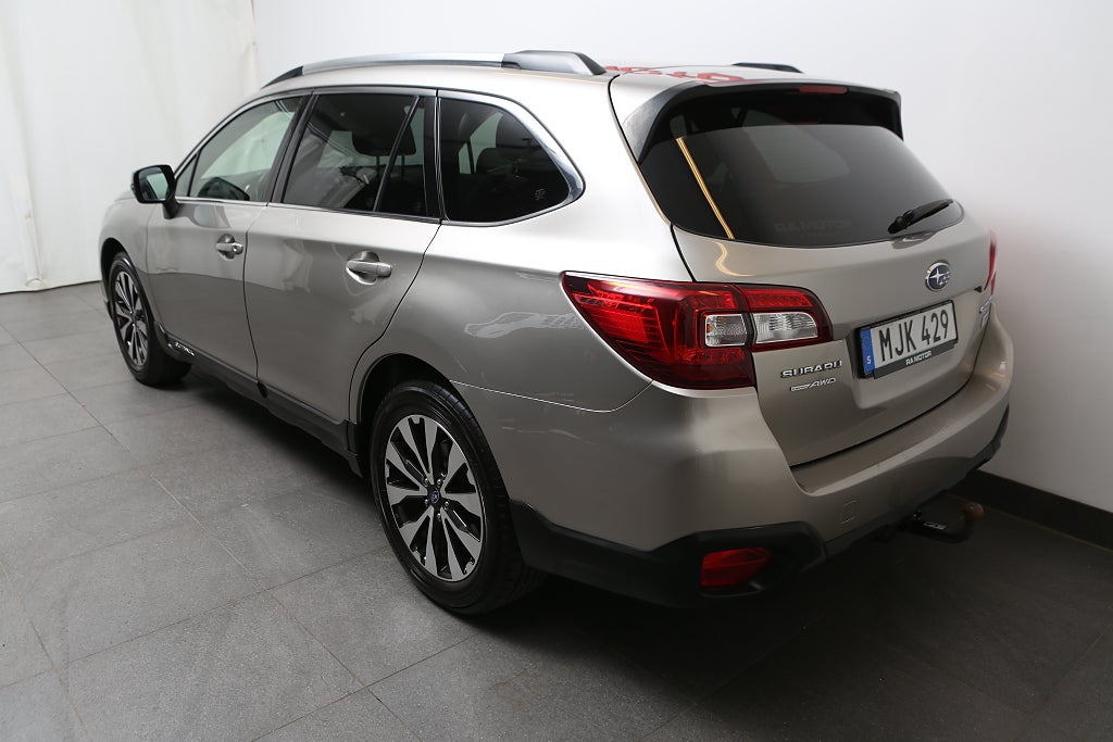 Subaru Outback 2,0D Summit AWD Aut H/K Skinn Motorv Drag 2016