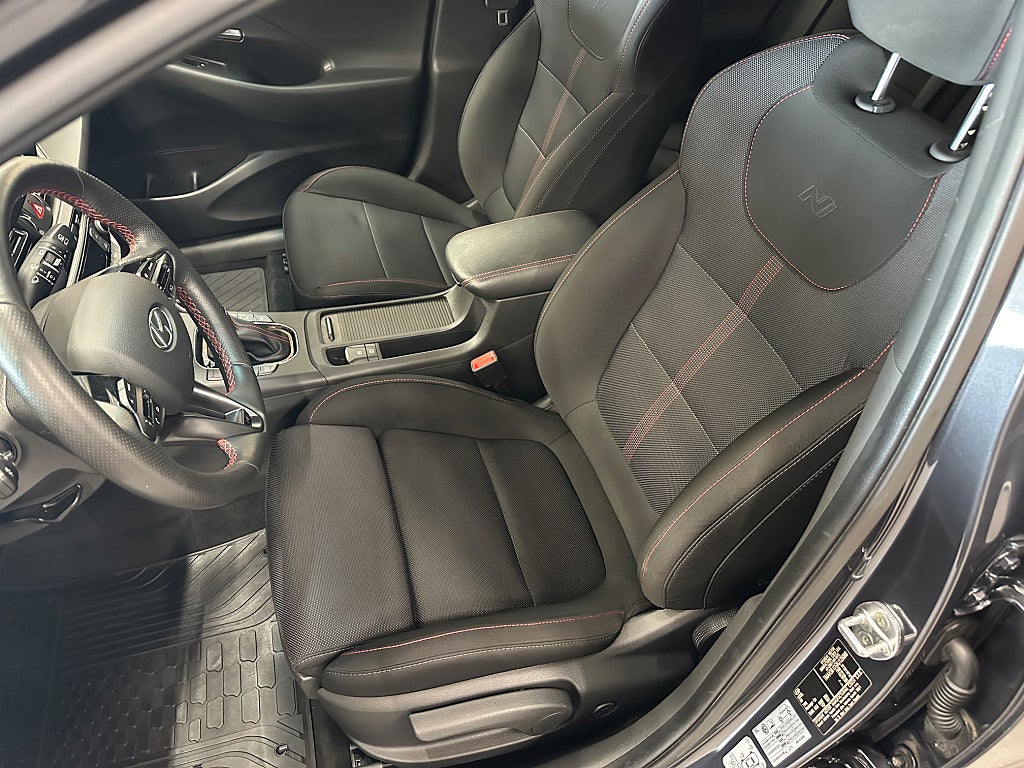 Hyundai i30 Kombi 1.5 T Automat N-Line 160Hk Bränslevärmare thumbnail