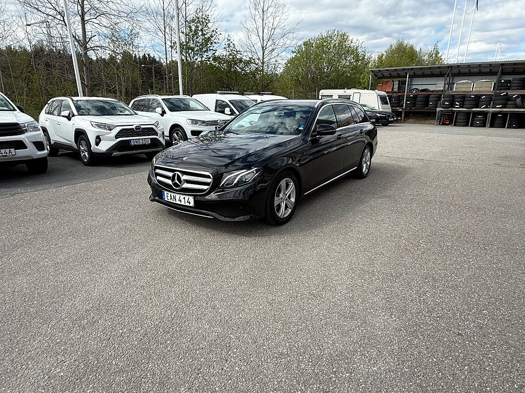Mercedes-Benz E 220 T D 9G-TRONIC AVANTGARDE EU6 AUT NAVI B-KAM 