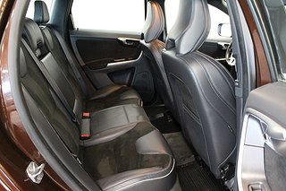 SUV Volvo XC60 9 av 20