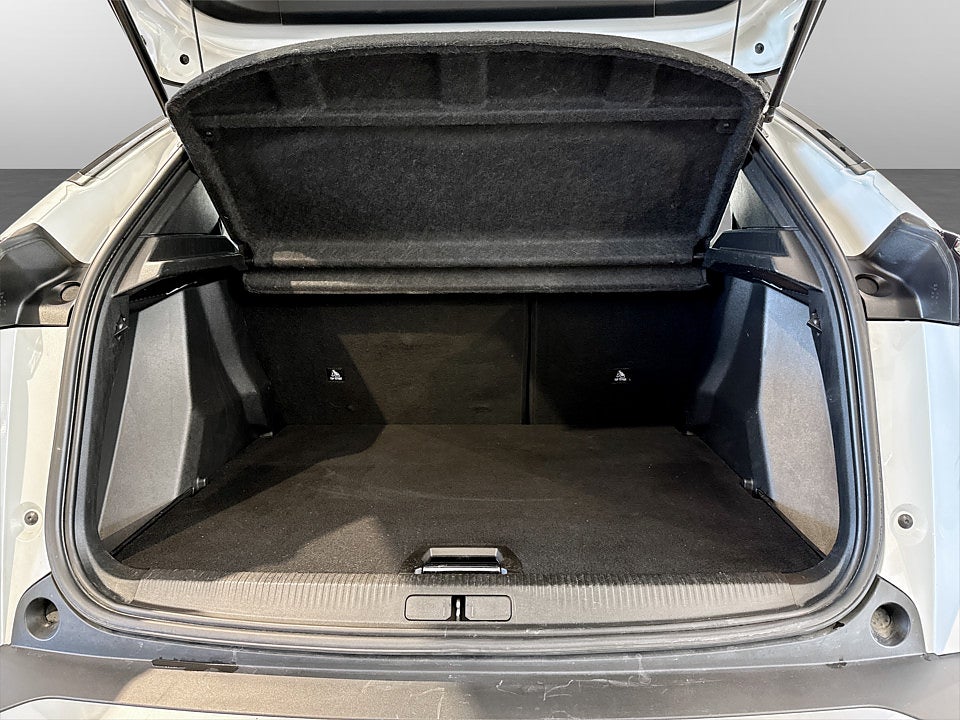 Bild på Peugeot 2008 GT Pack 1.2 PT 130hk Aut B-KAMERA NAVI