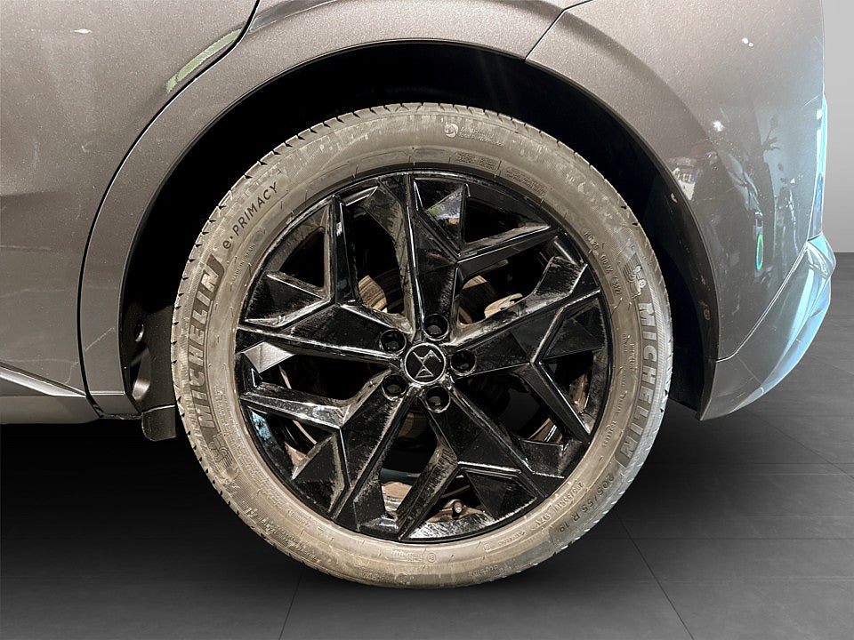 Bild på DS 4 E-Tense P.Line+ 225hk Aut INK. TRYGGHETSPAKET