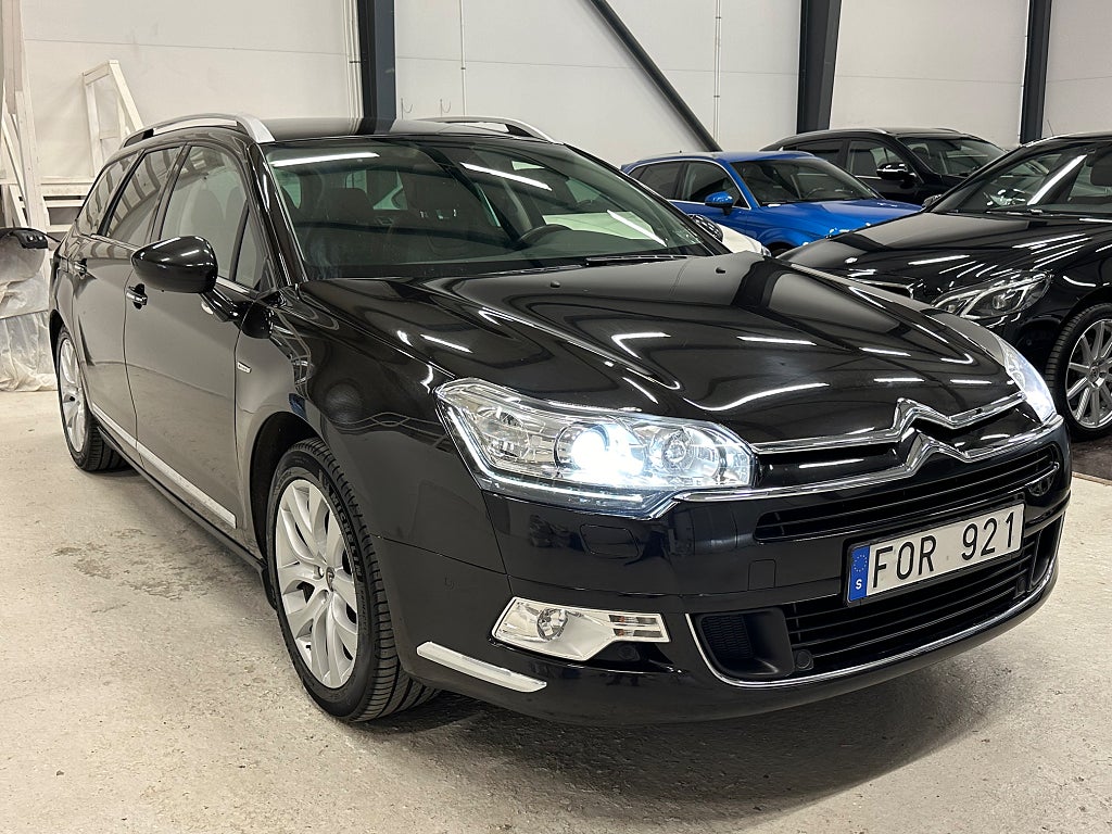 Citroën C5 TOURER 2.2 HDi 204HK DVÄRM DRAG NAVI B-KAM MASSAGE LUFT