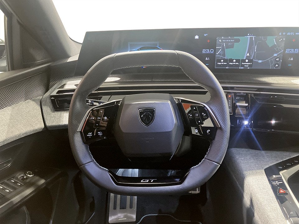 Bild på Peugeot 5008 GT Hybrid 145hk Aut - NYA VINTERHJUL INGÅR!