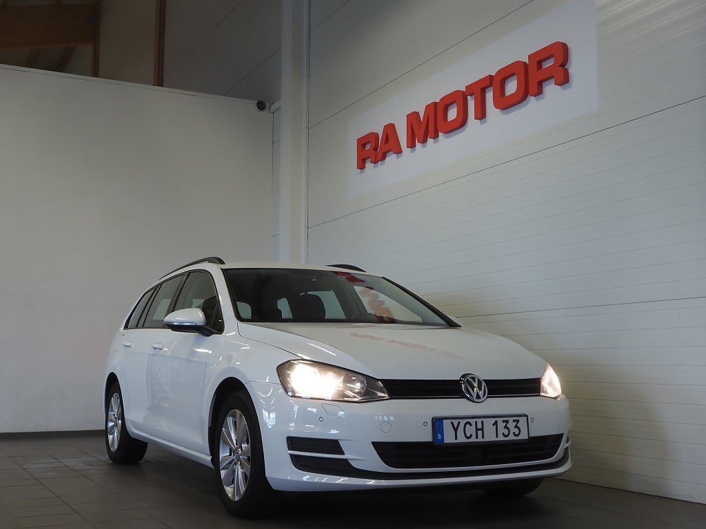 Volkswagen Golf Sportscombi 1.6 TDI| Backkamera | P-Sen | Drag | 2016