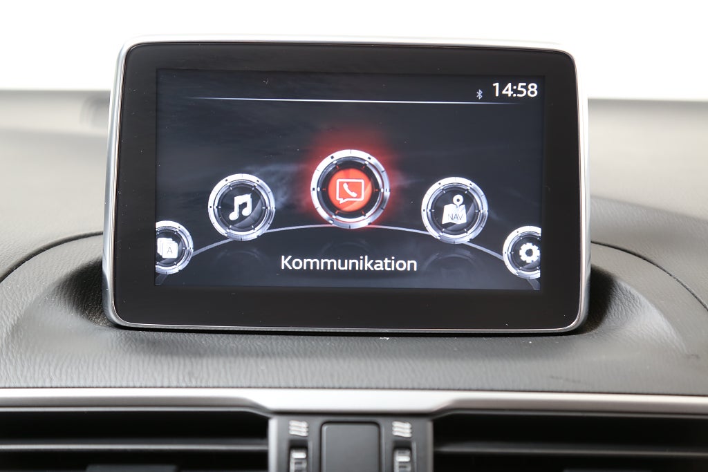 Mazda 3 2,2 DE SKYACTIV-D Vision 150hk Navi P-sensor Drag 2015