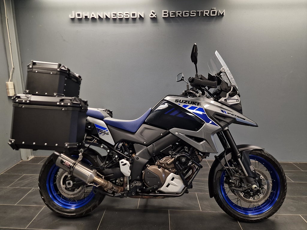 Suzuki DL 1050 XT V-strom / Väskor / Yoshimura system 