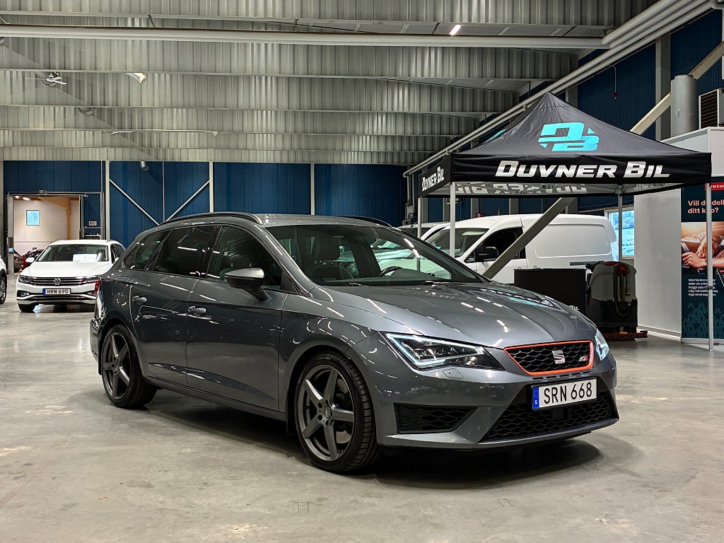 Seat Leon ST Cupra 290Hk | Navi | Carplay | Seat-Sound