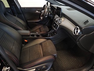 SUV Mercedes-Benz GLA 10 av 23