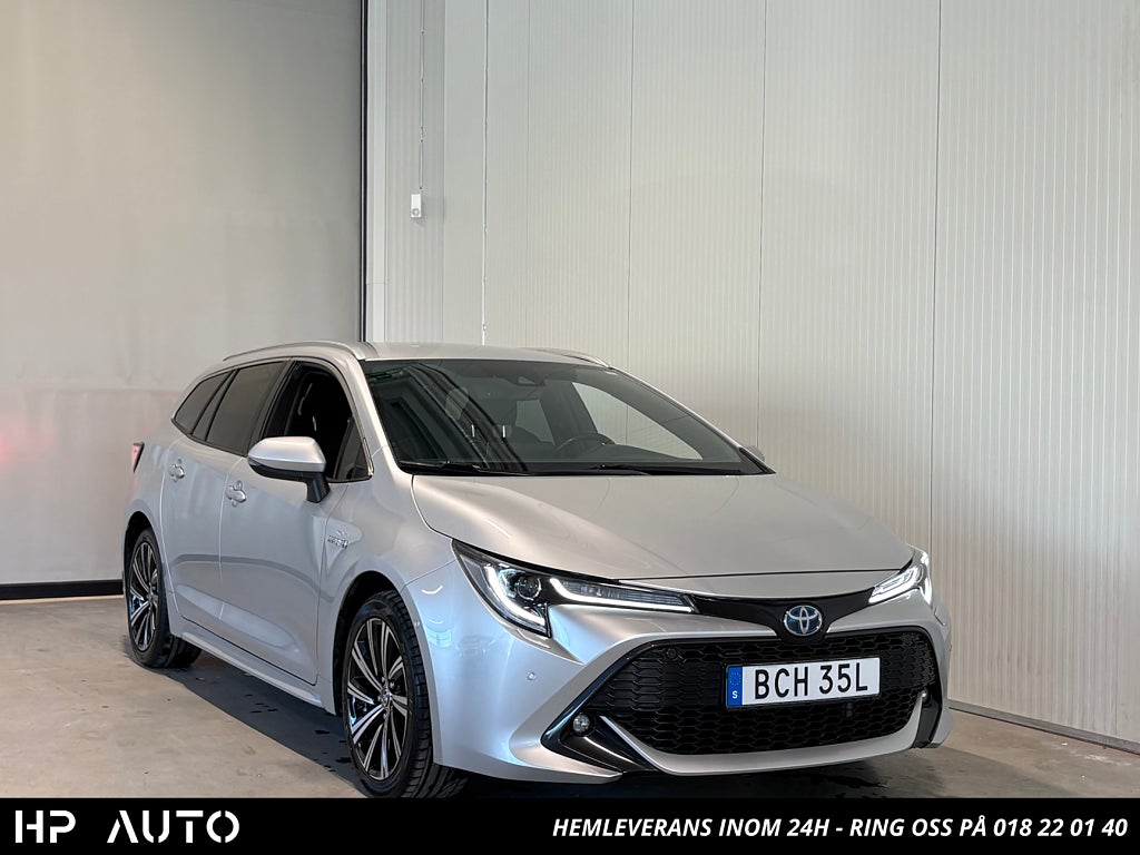 Toyota Corolla Sports Touring Hybrid Style 1 ägare Drag Backkamera S&V
