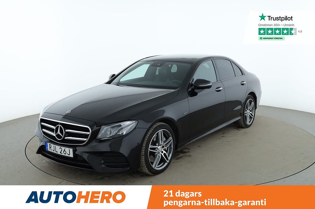 Mercedes-Benz E 300 de PLUG-IN AMG Line / Panorama, 360, Burmester, Värm...