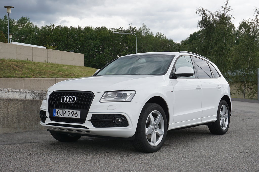 Audi Q5 190HK Quattro Fjärr D-VÄRMARE S-LINE Sport Plus