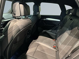 Audi Q5 40 TDI quattro Aut S line Sport Ed Drag Dvärm S/V-hjul – bild 13