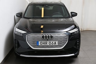 SUV Audi Q4 E-Tron 5 av 26