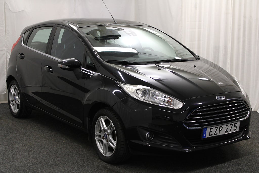 Ford Fiesta 5-dörrar 1.0 EcoBoost Automat|Titanium|Blåtand|100hk